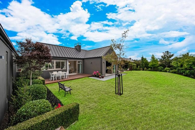 Photo of property in 2 Silver Peaks Drive, West Melton, 7618