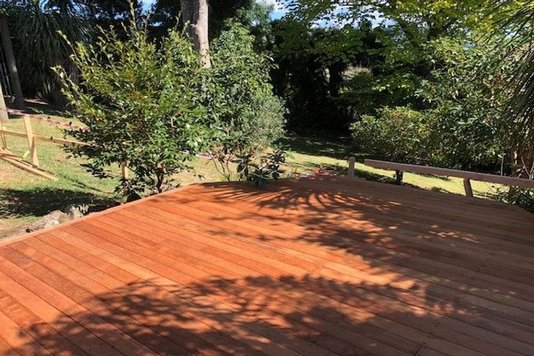 Photo of property in 5 Naera Place, Kawaha Point, Rotorua, 3010