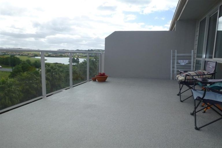 Photo of property in Santa Rosa, 37/340 Gulf Harbour Drive, Gulf Harbour, Whangaparaoa, 0930