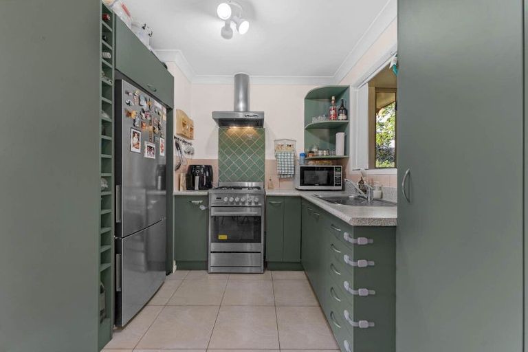 Photo of property in 188a Henderson Valley Road, Henderson, Auckland, 0612