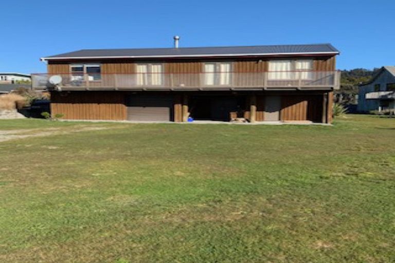 Photo of property in 7 The Parade, Okarito, Whataroa, 7886