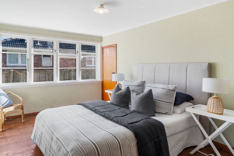 Photo of property in 18 Auburn Avenue, Upper Riccarton, Christchurch, 8041