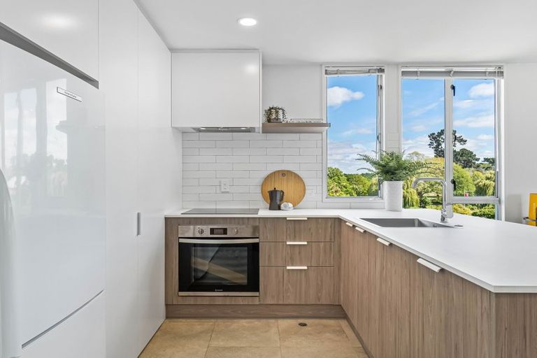 Photo of property in 15/15 Peterborough Street, Christchurch Central, Christchurch, 8013