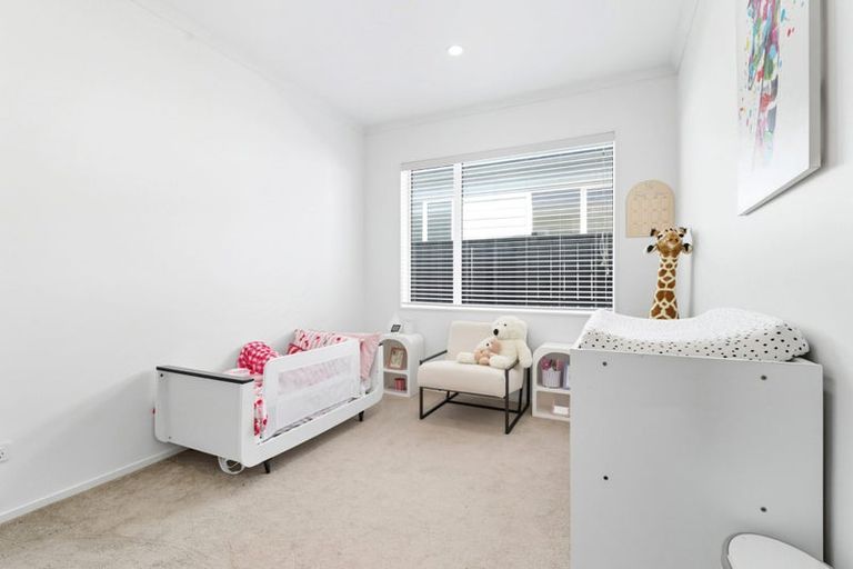 Photo of property in 3 Dida Park Drive, Kumeu, 0810