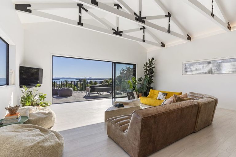 Photo of property in 71 Pah Road, Cockle Bay, Auckland, 2014