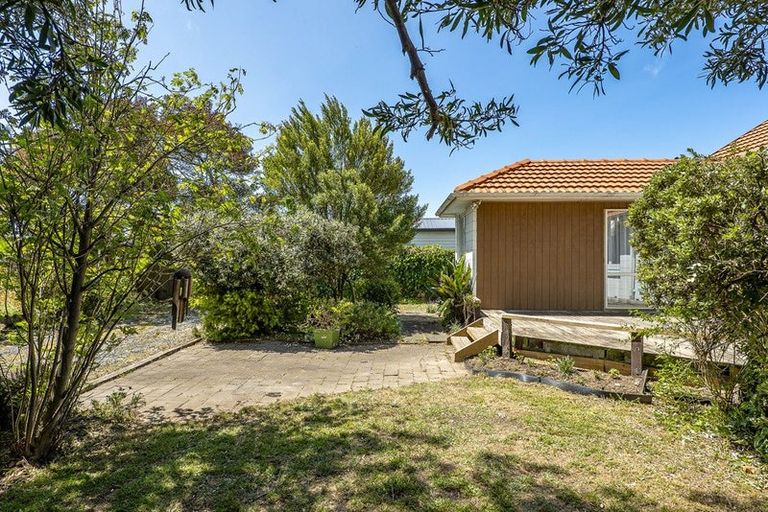 Photo of property in 23 Carisbrooke Street, Aranui, Christchurch, 8061