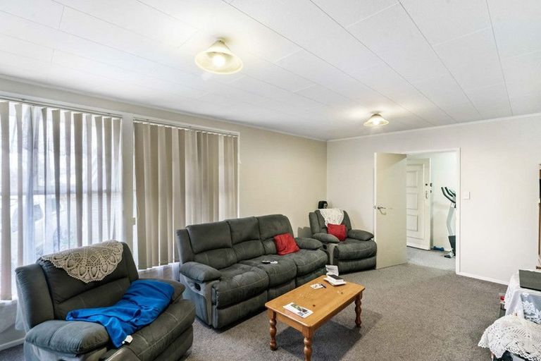 Photo of property in 35 Steven Street, Mangere East, Auckland, 2024