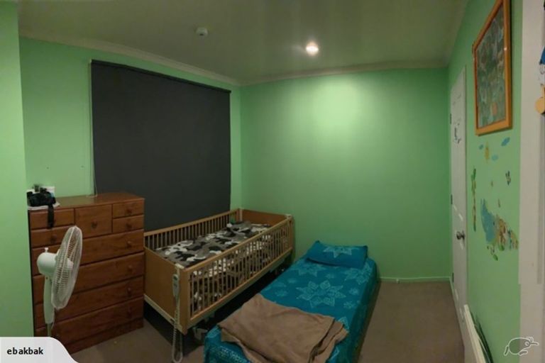 Photo of property in 12 Natasha Lane, Henderson, Auckland, 0612
