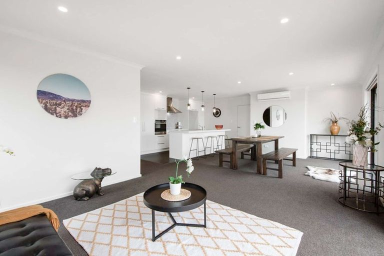 Photo of property in 11 Lusk Way, Patumahoe, Pukekohe, 2679