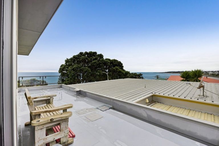 Photo of property in 36 Octavius Place, New Plymouth, 4312