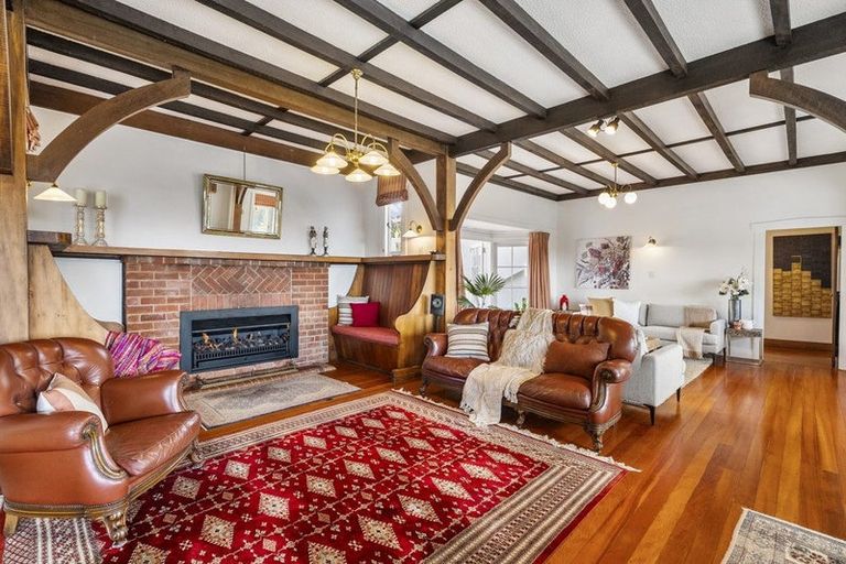 Photo of property in 2c Vipond Road, Stanmore Bay, Whangaparaoa, 0932