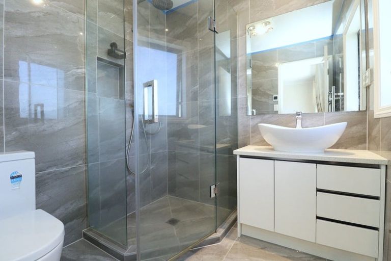 Photo of property in 6 Mcquoids Road, Flat Bush, Auckland, 2019