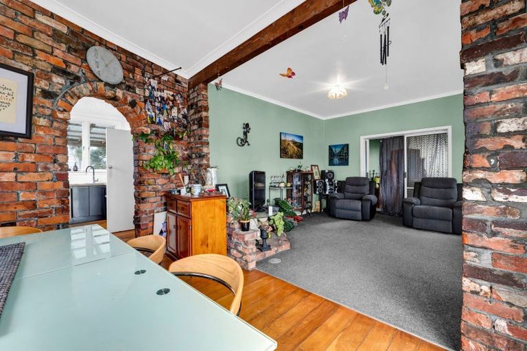 Photo of property in 31 Tayler Street, Eltham, 4322