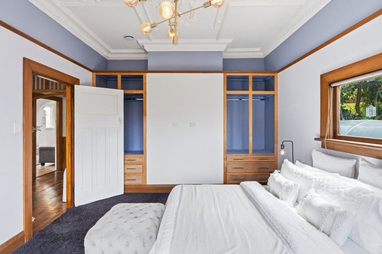 Photo of property in 104 Neidpath Road, Mornington, Dunedin, 9011