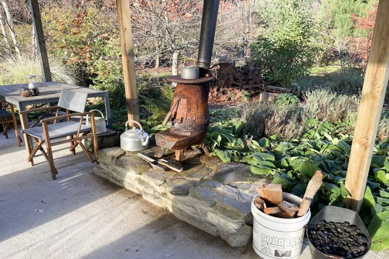 Photo of property in 6 Deemac Street, Reefton, 7830