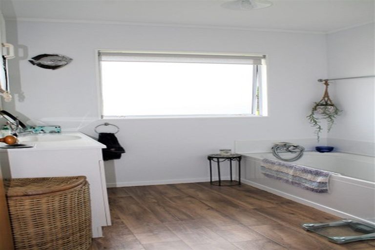 Photo of property in 33 Wellington Street, Opotiki, 3122