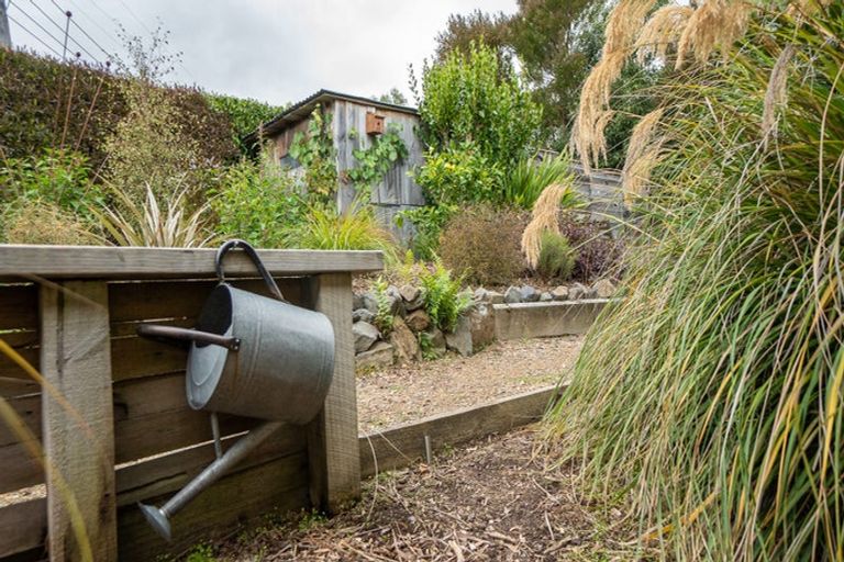 Photo of property in 29 Te Papau Crescent, Diamond Harbour, 8972