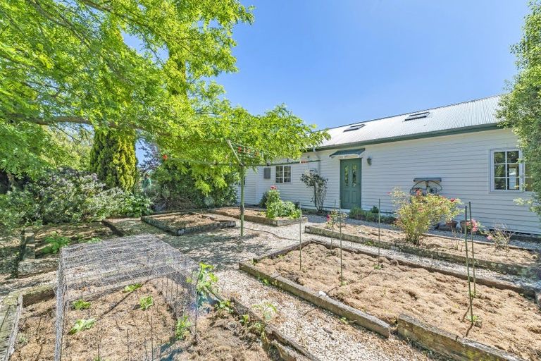 Photo of property in 100 Brook Street, Southbridge, 7602