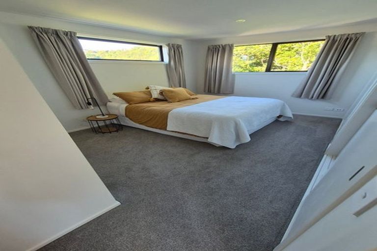 Photo of property in 112b Freyberg Street, Lyall Bay, Wellington, 6022