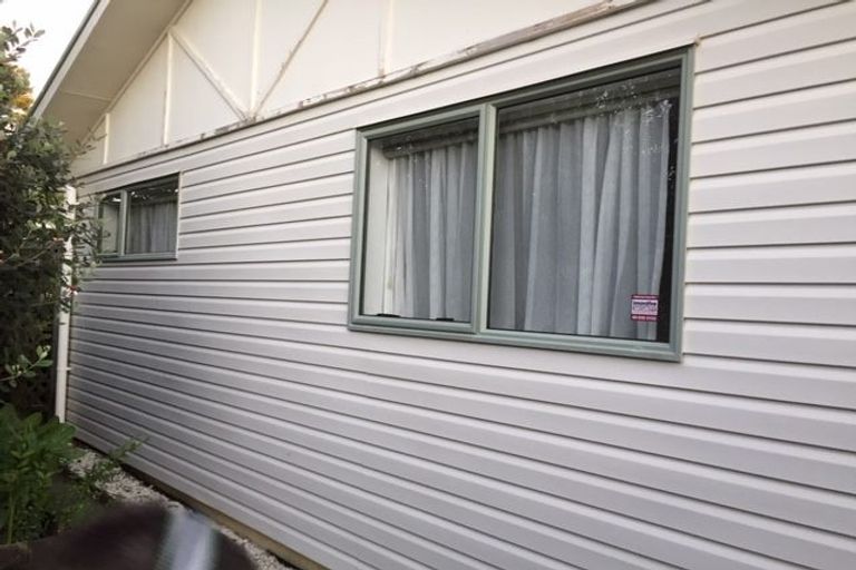 Photo of property in 4/14 Phoenix Place, Papatoetoe, Auckland, 2025