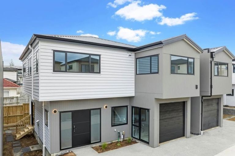 Photo of property in 27a Pah Road, Papatoetoe, Auckland, 2025