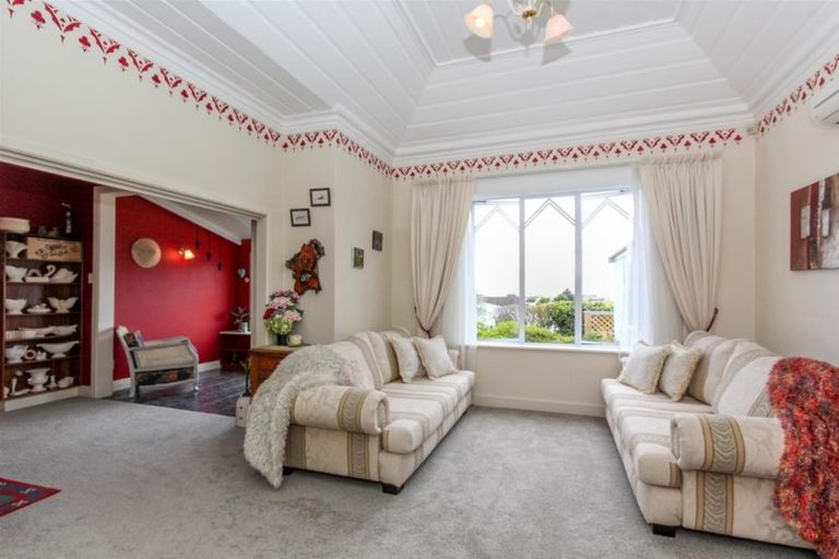 Photo of property in 85 Gover Street, New Plymouth, 4310