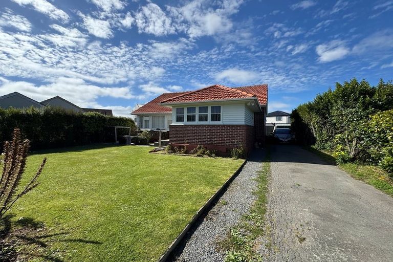 Photo of property in 111 Peverel Street, Riccarton, Christchurch, 8041