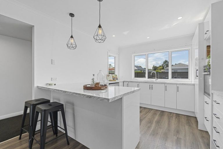 Photo of property in 254 Coronation Avenue, Welbourn, New Plymouth, 4310