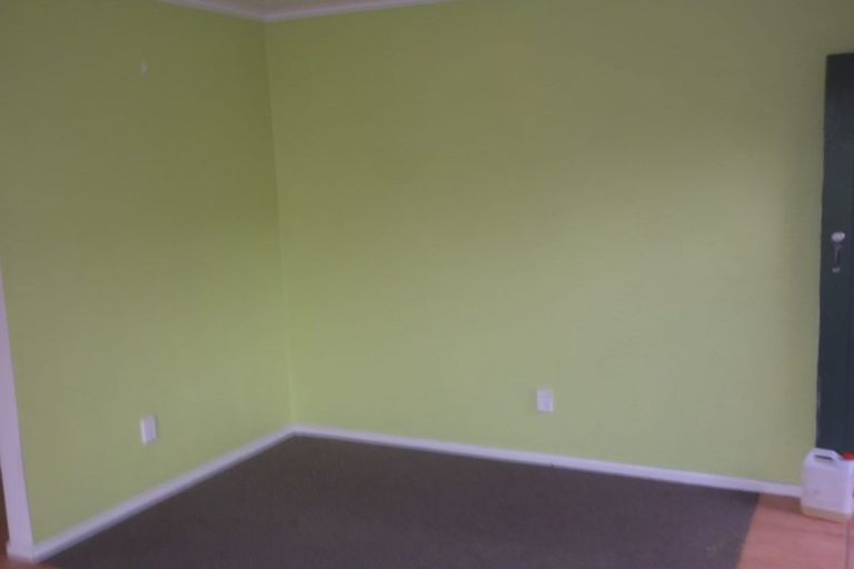Photo of property in 1/117 Astley Avenue, New Lynn, Auckland, 0600