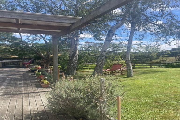 Photo of property in 175 Taylor Road, Waimauku, 0882