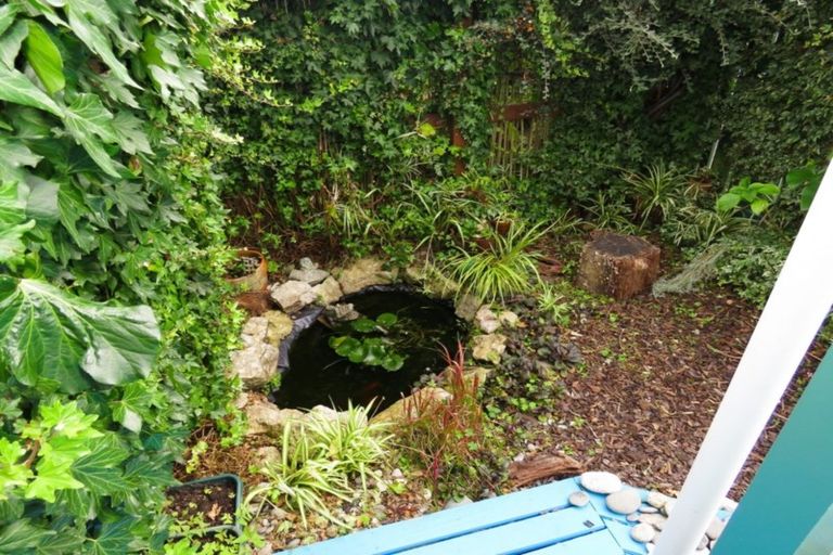 Photo of property in 8 Watson Street, Westport, 7825