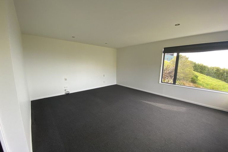 Photo of property in 17 Law Lane, Mount Pleasant, Christchurch, 8081