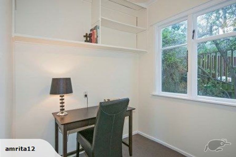 Photo of property in 126 Eden Street, Island Bay, Wellington, 6023