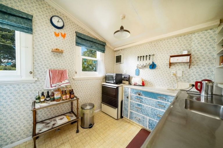 Photo of property in 29 Pipiroa Road, Ngatea, 3503