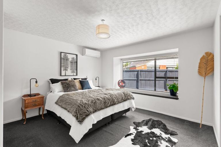 Photo of property in 45 Karnak Crescent, Russley, Christchurch, 8042