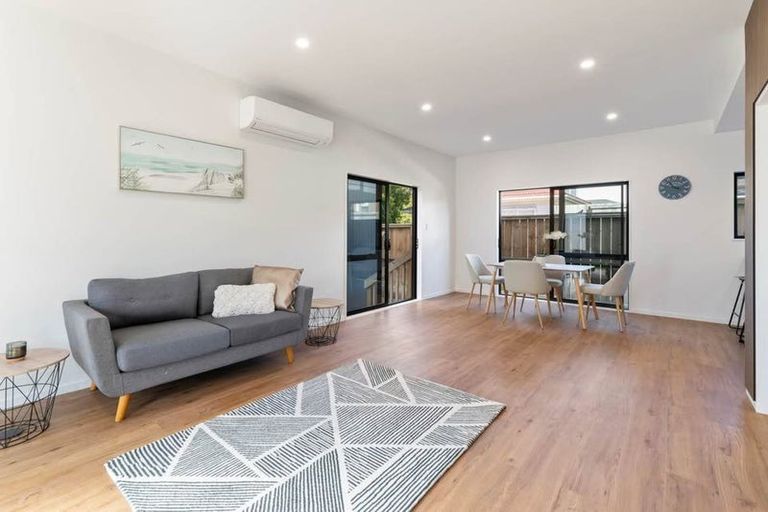 Photo of property in 27a Pah Road, Papatoetoe, Auckland, 2025