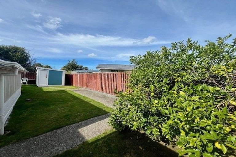 Photo of property in 10 Montana Road, Totara Park, Upper Hutt, 5018