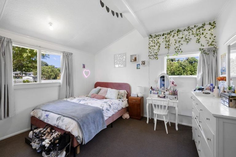 Photo of property in 92/1b South Road, Blagdon, New Plymouth, 4310