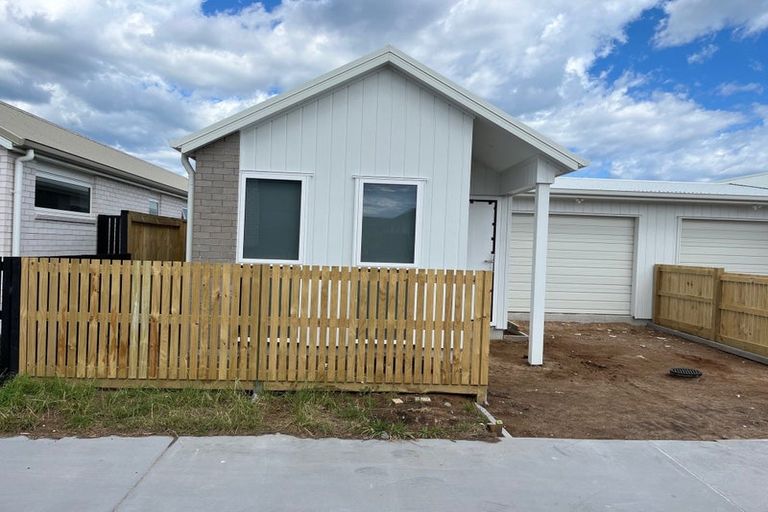 Photo of property in 6 Wharangi Lane, Papamoa, 3118