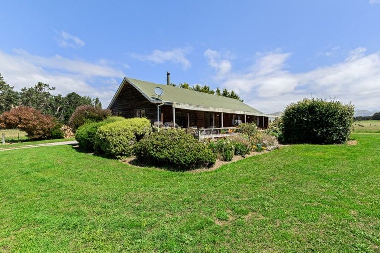 Photo of property in 36 Seddon Street, Ward, Seddon, 7285