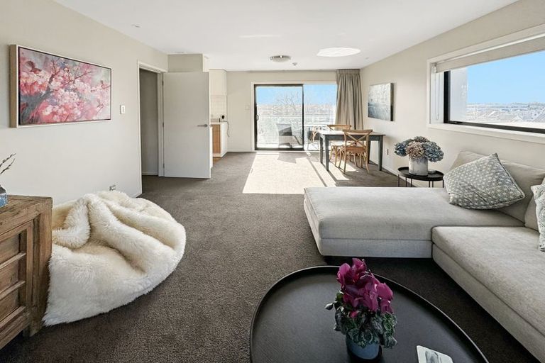 Photo of property in 402/18 Carlton Mill Road, Merivale, Christchurch, 8014