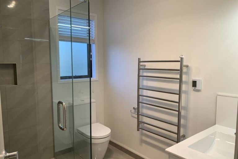 Photo of property in 17 Somerby Mews, Silverstream, Upper Hutt, 5019