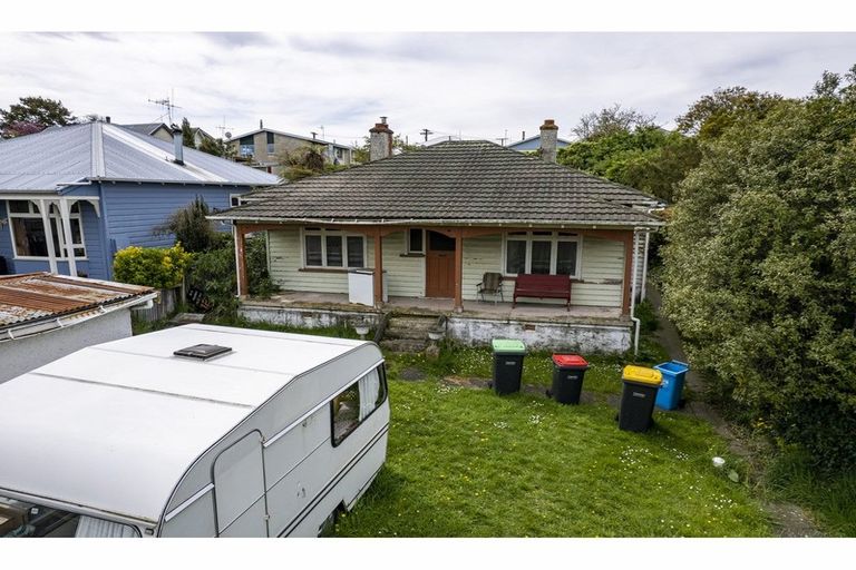 Photo of property in 15 Roslyn Terrace, West End, Timaru, 7910