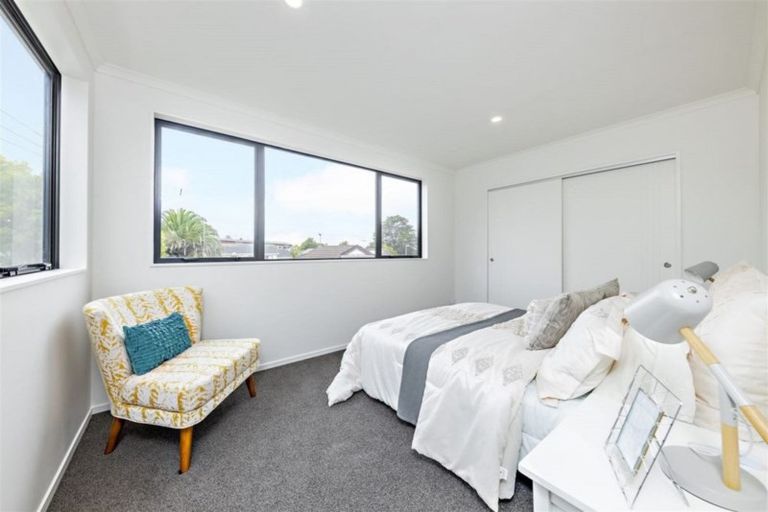 Photo of property in 1/17 Alfriston Road, Manurewa East, Auckland, 2102