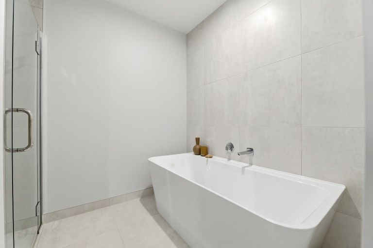 Photo of property in 4 Atutahi Lane, Papamoa Beach, 3118