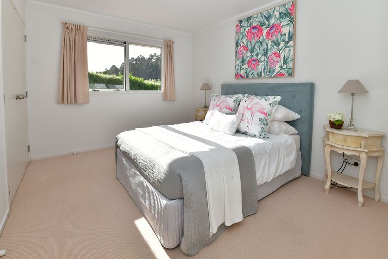 Photo of property in 60 Puhoi Road, Puhoi, Warkworth, 0994