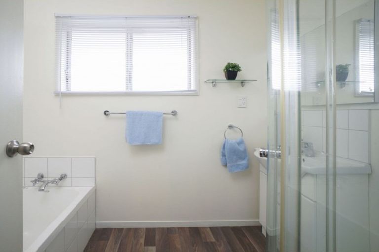 Photo of property in 52 Fergusson Street, Stoke, Nelson, 7011