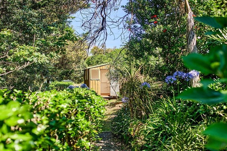 Photo of property in 18 Jeep Road, Raumati South, Paraparaumu, 5032