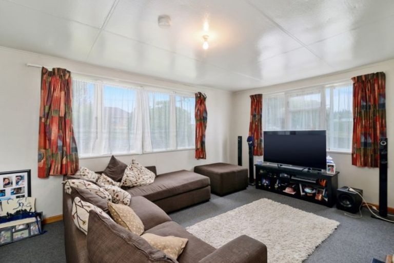 Photo of property in 2 Waterlow Street, Fordlands, Rotorua, 3015