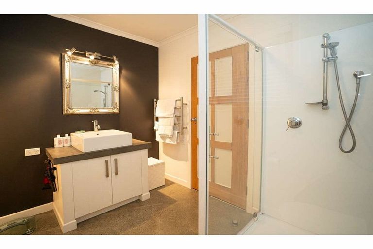 Photo of property in 73a Riddell Road, Kerikeri, 0230